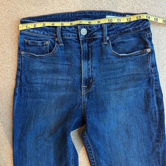 Women's premium NoEnd Blue Jeans, high rise flare - Picture 5 of 15